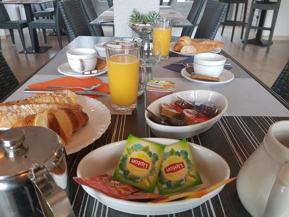 Hotel De La Poste Peymeinade Eksteriør bilde